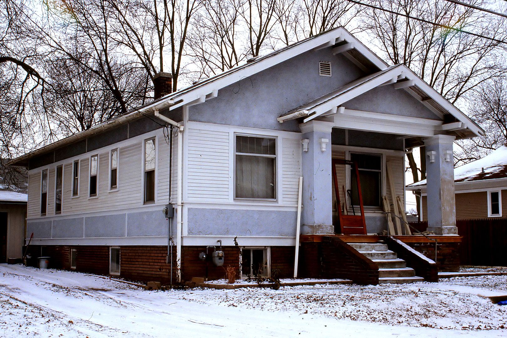 Makes Its Owners Proud The Argyle Sears Modern Homes